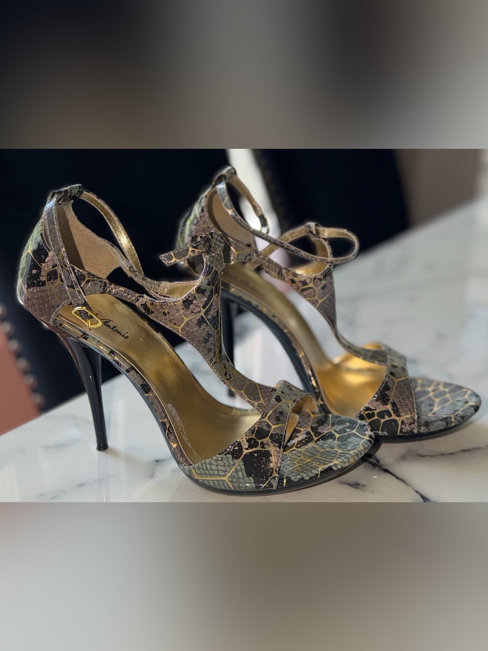 Michael Antonio Snakeskin Stiletto Heels Gold Mosaic Print Ankle Strap Size 10